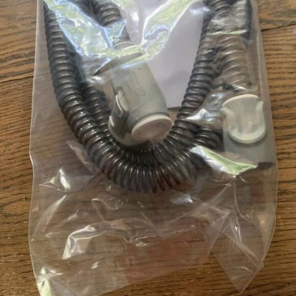 ResMed AirSense and AirCurve 10 Tube 37298 New/Sealed - Picture 3 of 4